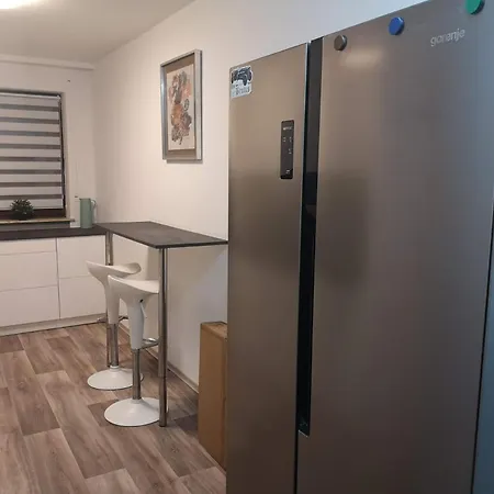 Western ゲストハウス 3*