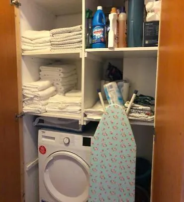 Western ゲストハウス 3*