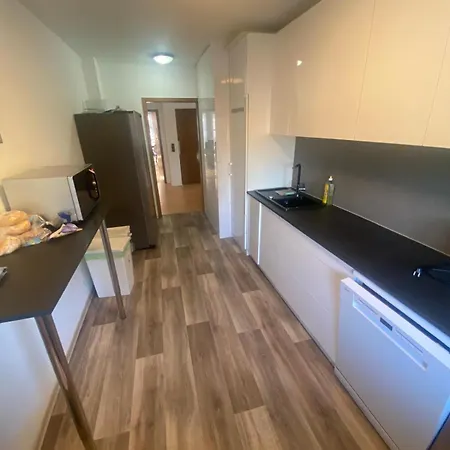 ゲストハウス Western